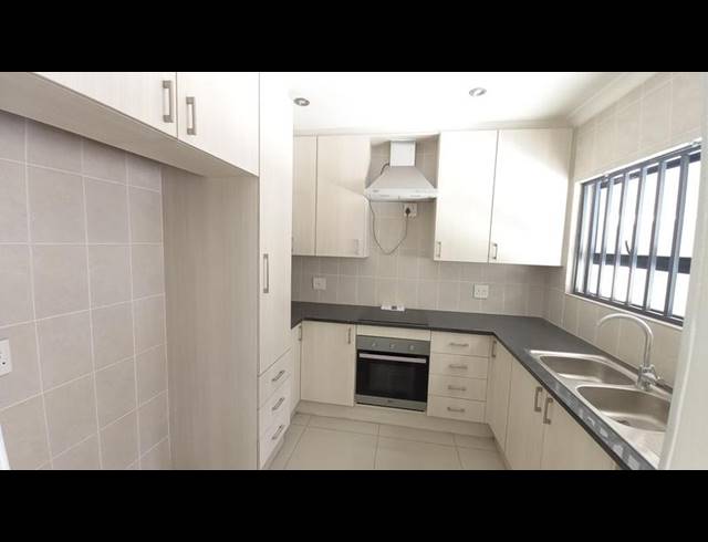 2 BEDROOM PROPERTY TO RENT IN RIVONIA
